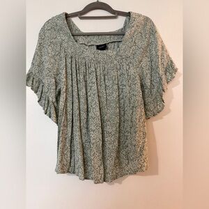 Daytrip Floral Print Blouse in Green